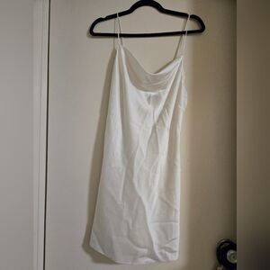 Alice + Olivia Off-White Dress with Zipper Detail